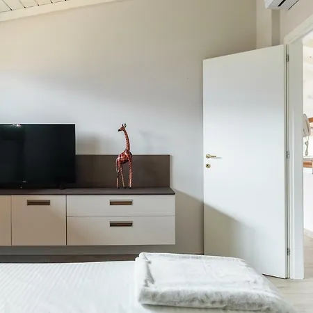 Mansarda I Cipressi Appartement Lenno Buitenkant foto